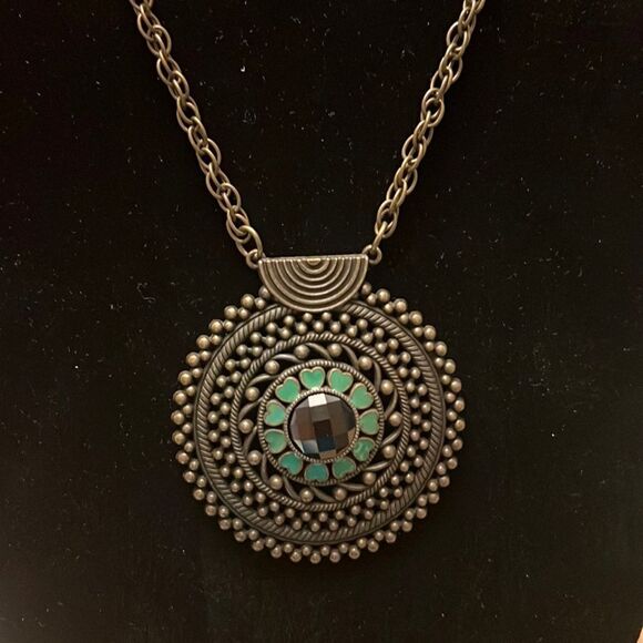 NWT Boho Brass-Tone Medallion Necklace – 28” Chain - Picture 1 of 3